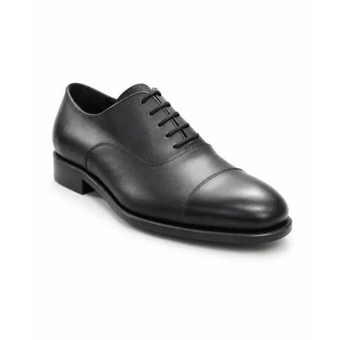 Musta oxford 2