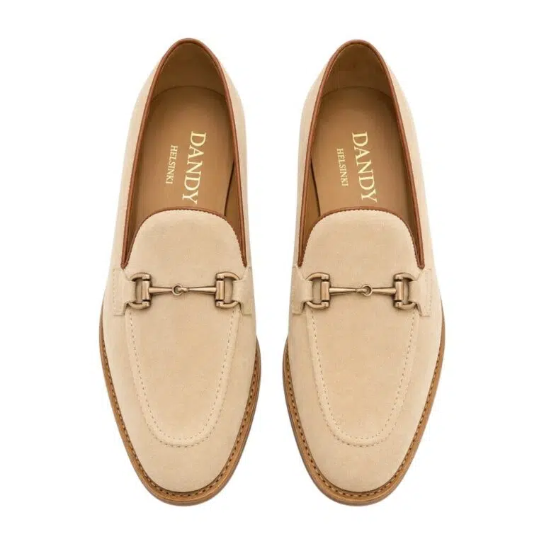 vaalea beige loafer pari